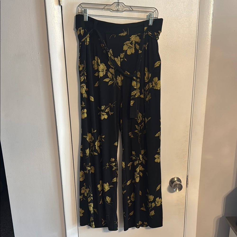 Torrid Black and Green Floral Wide Leg Pants